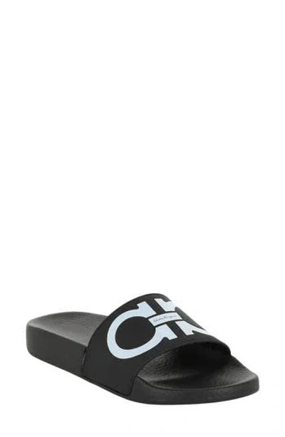 Ferragamo Gancini-print Open-toe Slides In Nero White