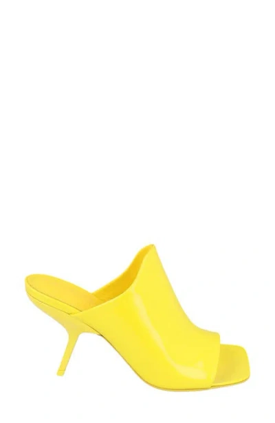 Ferragamo Era Patent Leather Mules In Yellow