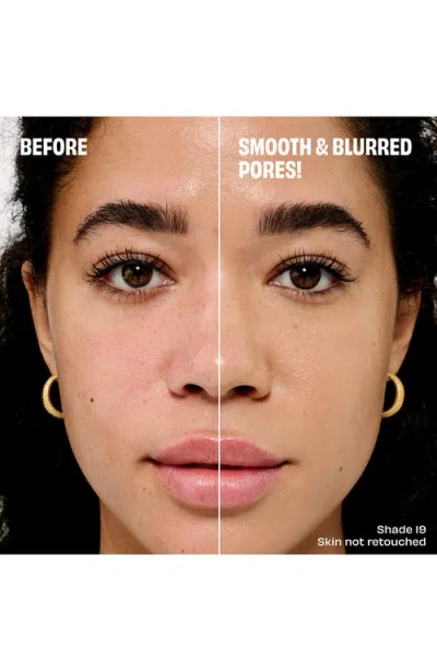 Benefit Cosmetics The Porefessional Blurring & Smoothing Foundation With Niacinamide