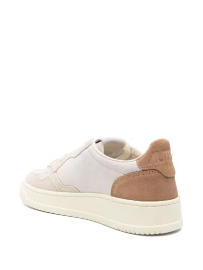 Autry Medalist Sneakers In Leather With Suede Inserts In White