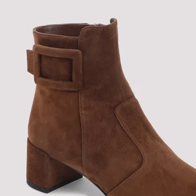 Roger Vivier Tres Vivier Polly 45 Boots In Brown