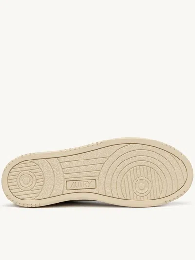 Autry Medalist Sneakers In White And Blue Leather In White