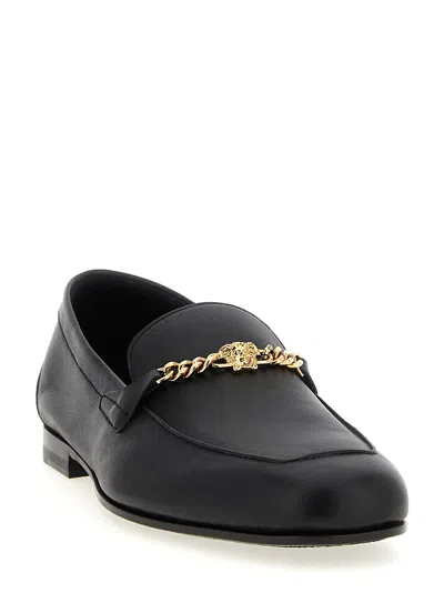 Versace Medusa Chain Leather Loafers In Nero-oro