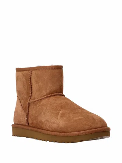 Ugg W Classic Mini Ii Shoes In Brown