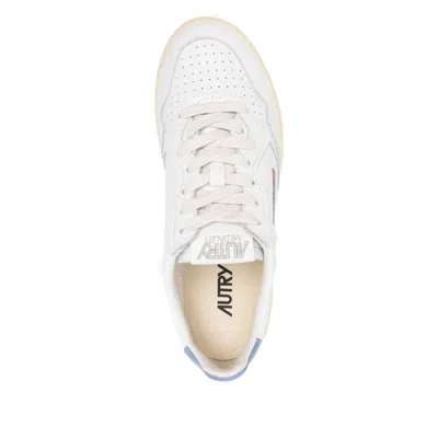 Autry Medalist Classic White Low-top Sneakers In White