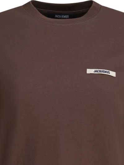 Jacquemus T-shirts In Brown