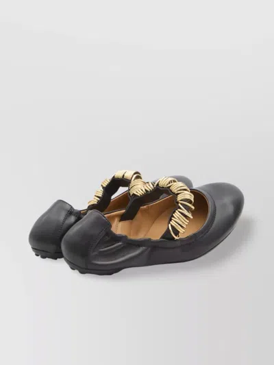 Tod's Leather Ballet Flats In Black