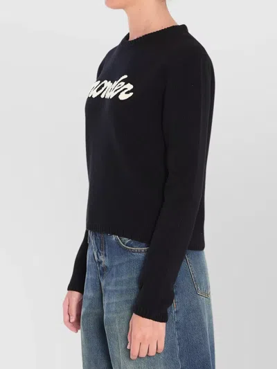 Moncler Cropped Sweater With Contrasting Embroidered Logo In Black