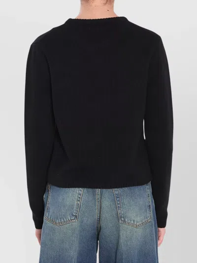 Moncler Cropped Sweater With Contrasting Embroidered Logo In Black