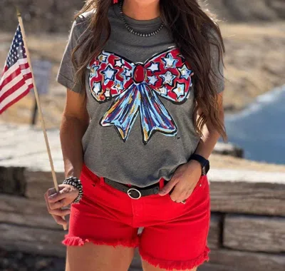 Texas True Threads Callie Ann Stelter Patriotic Bow Tee In Grey In Gray