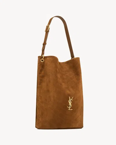 Saint Laurent Niki Supple Bucket In Suede In Brown