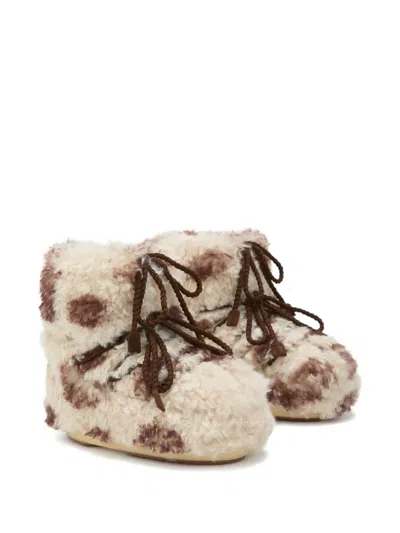 Moon Boot Icon Low Cow Print Curly Boots In White