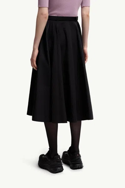 Moncler Elastic Waist Flared Midi Skirt In Black