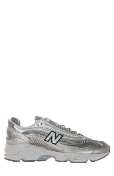 New Balance Contemporary Sneakers Featuring Mesh Panels And Reflective Accents In White