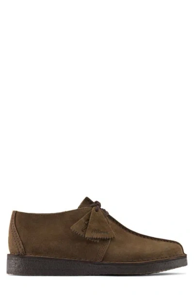 Clarksr Clarks(r) Desert Trek Chukka Boot In Brown