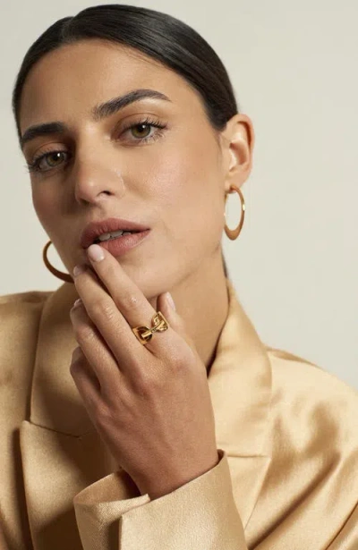Cxc Dc Stirrup Ring In Gold