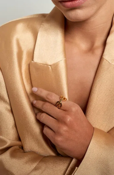 Cxc Dc Stirrup Ring In Gold