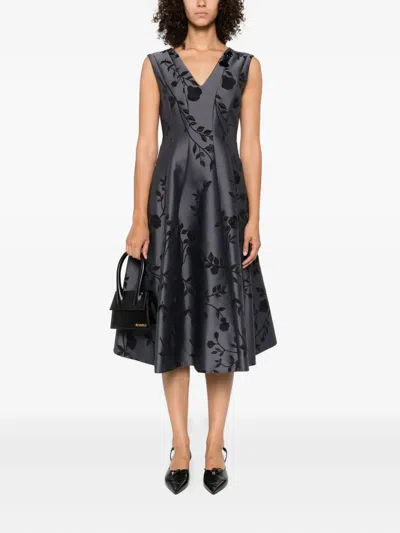 花卉印花V领迷你连衣裙