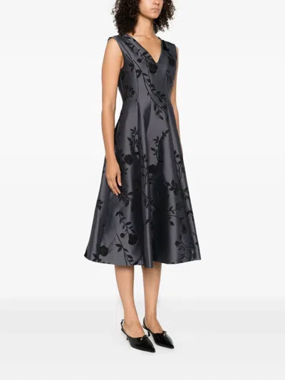 花卉印花V领迷你连衣裙