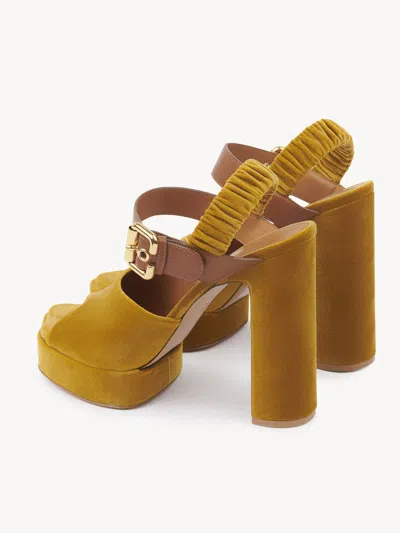 Chloé Chloe' Women Aria Velvet Sandals In Yellow