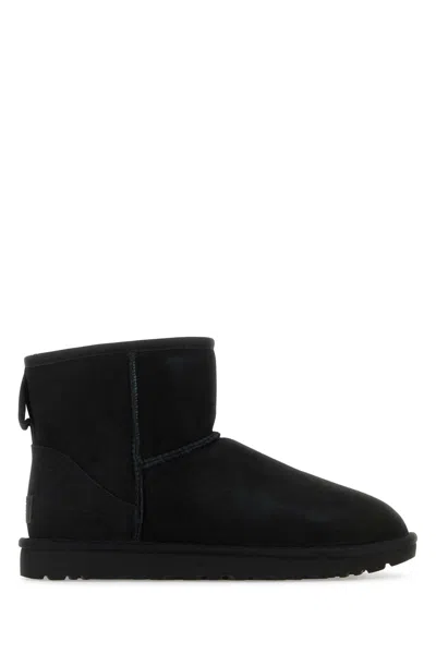 Ugg Classic Mini Black Ankle Boots With Logo Patch On The Rear In Suede Woman