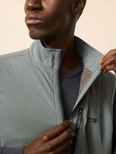 Faherty Shorelite Zephyr Vest In Gray