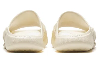 Anta (wmns)  Nitrogen Slides 'beige' In Sand
