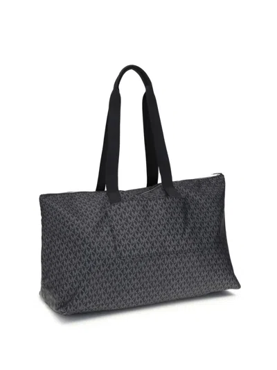 Michael Kors Shoulder Bags In Black