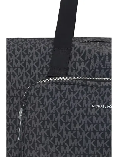 Michael Kors Shoulder Bags In Black
