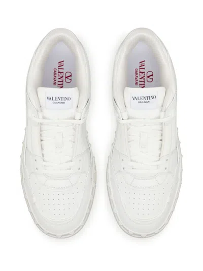 Valentino Freedots Low-top Sneakers In White