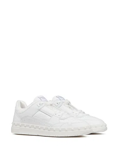 Valentino Freedots Low-top Sneakers In White