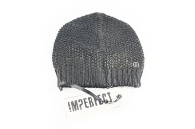 Imperfect Hat In Gray