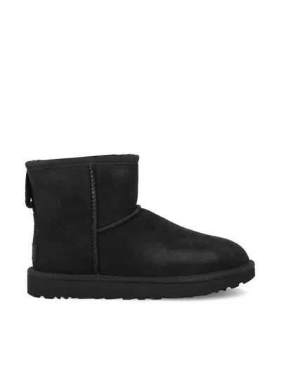 Ugg W Classic Mini Ii Snow Boots 1016222 Black In Black