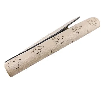 Pre-owned Louis Vuitton Beige Galle Monogram Mahina Leather Long Wallet (tri-fold) ()