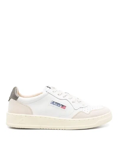 Autry Medalist Low-top Sneakers With Smooth In Neutral
