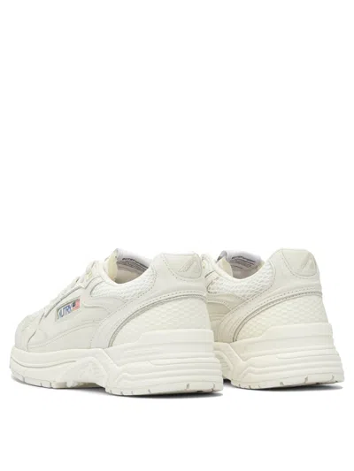 Autry Hyperway Sneakers In Whisper White Laminated Leather And Mesh In Neutral