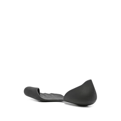Balenciaga Anatomical Zero Rubber Slippers In Black
