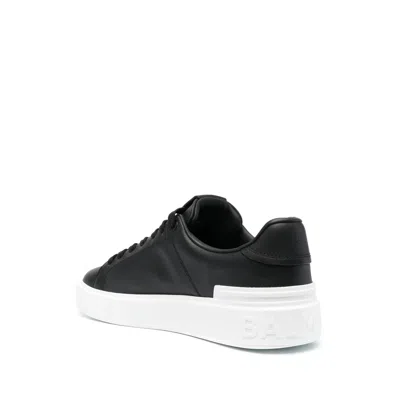 Balmain Round Toe Leather Sneakers With Flat Rubber Sole In Black
