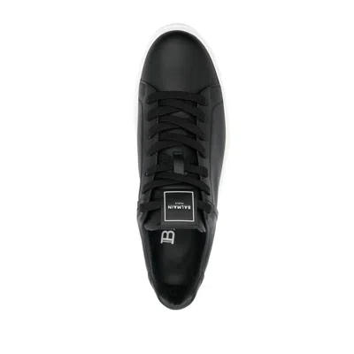 Balmain Round Toe Leather Sneakers With Flat Rubber Sole In Black
