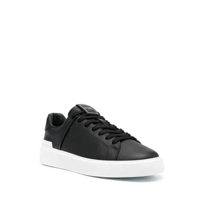 Balmain Round Toe Leather Sneakers With Flat Rubber Sole In Black