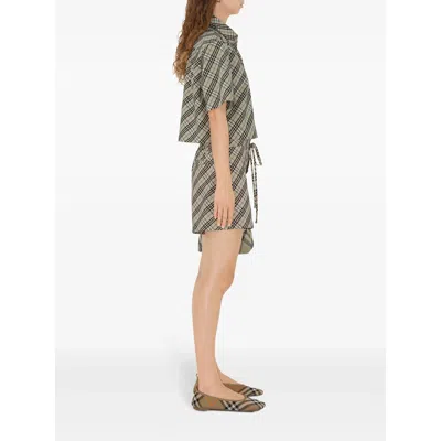 Burberry Vintage Check Shorts In White