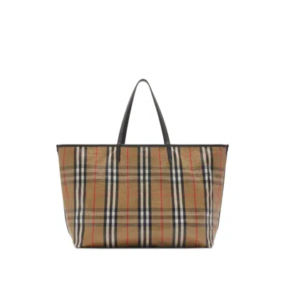 Burberry Beige Highlands Medium Tote Bag In White