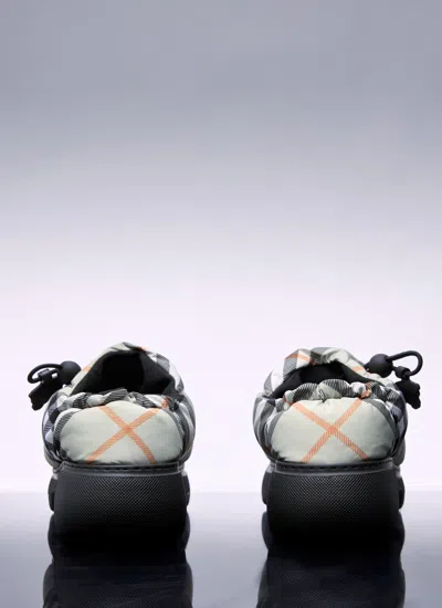 Burberry Pillow' Light Green Polyamide Blend Slippers In White