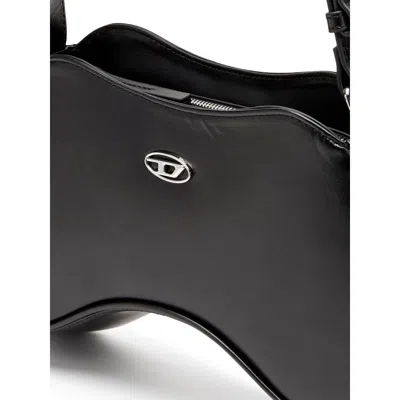 Diesel Play-semi Gloss Leather Shoulder Bag In Black