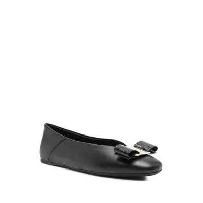 Ferragamo Leather Round Toe Ballerina Shoes With Bow Detail In Blue