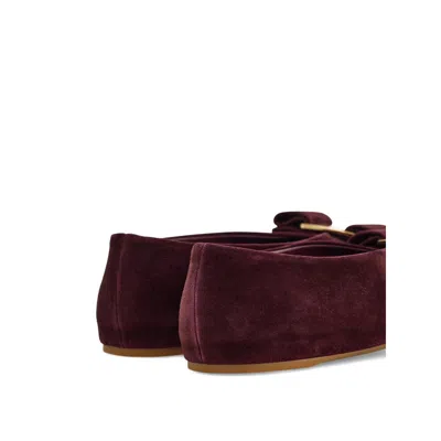 Ferragamo Bow Detail Suede Ballerinas In Burgundy