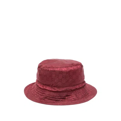 Gucci Reversible Burgundy Nylon Gg Hat In Red