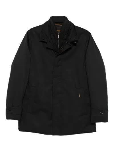 Moorer Tailored Black Coat With Concealed Closure In Black