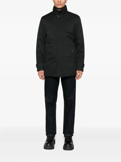 Moorer Tailored Black Coat With Concealed Closure In Black