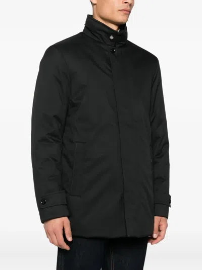 Moorer Tailored Black Coat With Concealed Closure In Black